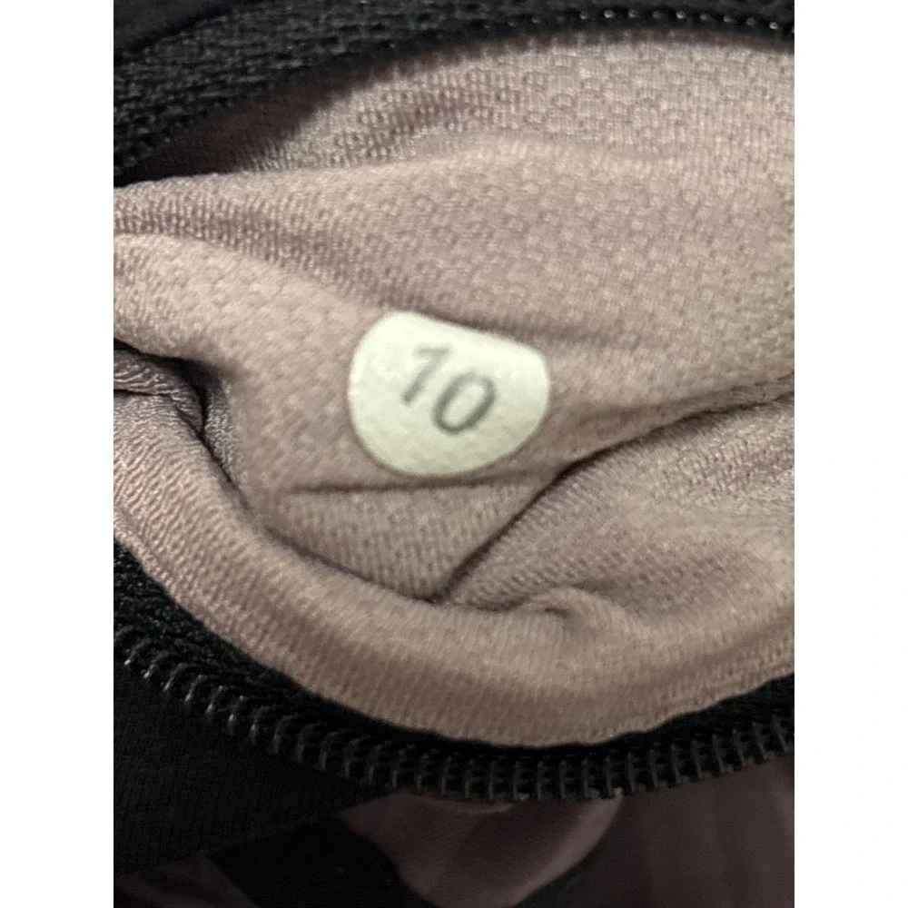 Lululemon Run Times Short Gin Gin Gingham Mauvelous Black Size 10
